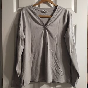 Athleta Uptempo Ribbed Henley Light Gray Long Sleeve Top